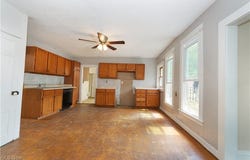 8121 MAPLE AVENUE, GARRETTSVILLE, OH 44231