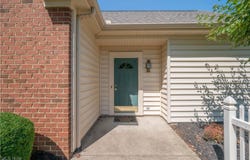 226 Village Court, Columbiana, OH 44408