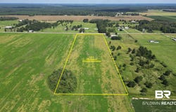 04 Gardner Road, Elberta, AL 36530