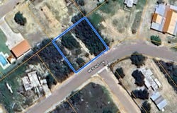 1019 Weslaco Lane, Zapata, TX 78076