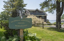 132 Drinkwater Point Road, Yarmouth, ME 04096