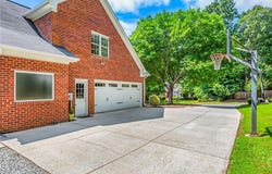 5736 Brightington Court, Kernersville, NC 27284