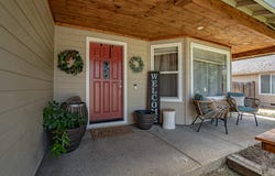 302 Candis Drive, Eagle Point, OR 97524