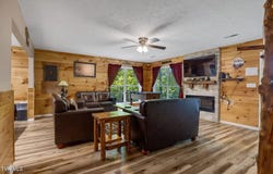 1430 Am King Way, Sevierville, TN 37876