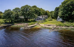 1518 Drift Road, Westport, MA 02790