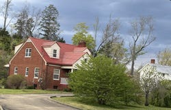 109 Broadway, Paintsville, KY 41240