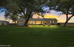 1154 Shirley Farm Road, Pinetown, NC 27865