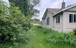 321 W 9th Ave, Webster, SD 57274
