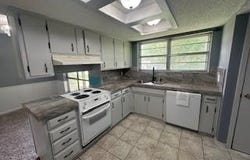 800 Glen Key Street, Denison, TX 75020