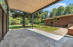 8001 Robin Lane, Brecksville, OH 44141