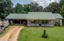 247 Sandy Branch Road, Sarah, MS 38665
