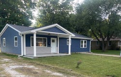 331 Westmore Drive, White Hall, IL 62092