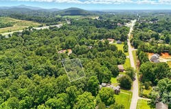 207 Buckingham Court SW unit: 24, Lenoir, NC 28645