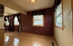2304 NW 3rd Avenue, Waverly, IA 50677