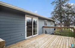 204 West Ave N, Madison, SD 57042