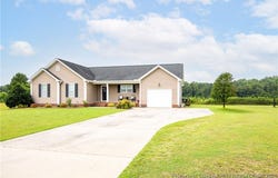 118 Northgate Lane, Clinton, NC 28328