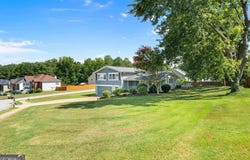 3863 Grist, Douglasville, GA 30135