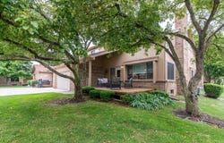 37516 N Laurel Park Drive, Livonia, MI 48152