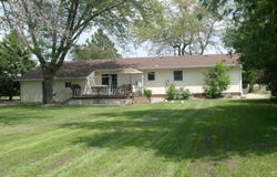2314 S Hiway 281, Aberdeen, SD 57401