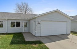 632 19th Ave SE, Minot, ND 58701