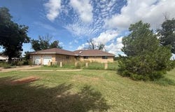 909 Railroad St., Rochester, TX 79544