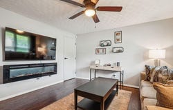 6048 Pinemoor Street, Columbus, OH 43229