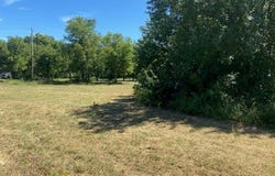 302 E Walnut, Whitewright, TX 75491