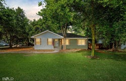 1422 E Kings Highway, Shreveport, LA 71105
