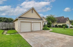 365 Rose Mayer Loop, La Grange, TX 78945
