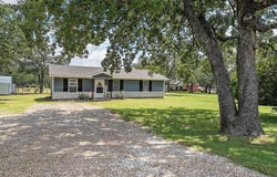 564 Longhorn Parkway, Axtell, TX 76624