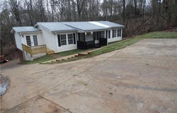 242 Hooper Road, Cleveland, GA 30528