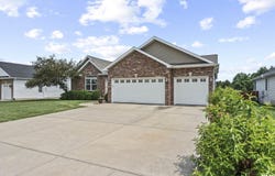 516 Wintergreen Drive, Chatham, IL 62629