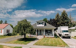 242 N Park Avenue, Shelley, ID 83274