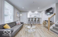 950-952 N California Street, Indianapolis, IN 46202