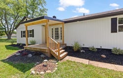 5549 Macon, Tecumseh, MI 49286
