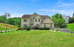 2999 LEGACY LANE, YORK, PA 17402