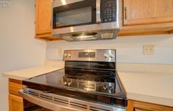 212 Crestwood, Willard, OH 44890