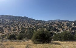2350&2352 Sweetwater Dr, Lake Isabella, CA 93240
