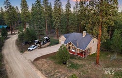 15 Reinhart Rd, Idaho City, ID 83631