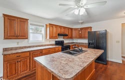 208 N Center Street, Marshalltown, IA 50158