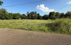 801 SE Avenue C, Idabel, OK 74745