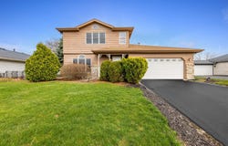 20113 Lake Lynwood Drive, Lynwood, IL 60411