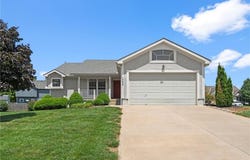 1002 W Howard Place, Louisburg, KS 66053