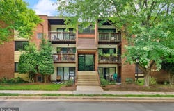 10720 W WEST DRIVE, FAIRFAX, VA 22030