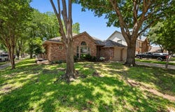 7501 Lake Arrowhead Drive, Fort Worth, TX 76137