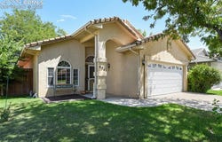 934 Cedarcrest Drive, Pueblo, CO 81005