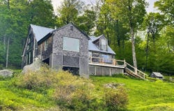 104 Johnny Cake Hill Lane, Readsboro, VT 05350