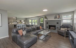 1133 W Berkeley Street, Springfield, MO 65807