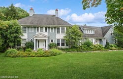 2 Sparrow Lane, Greenwich, CT 06830