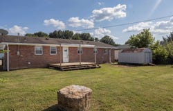202 W Roosevelt Ave, Muscle Shoals, AL 35661